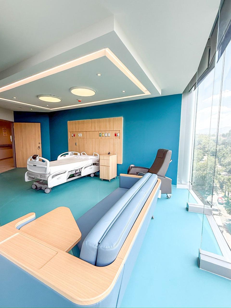 suite 4